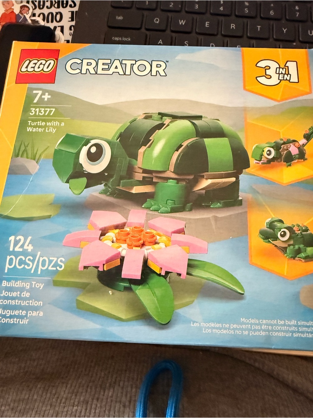 LEGO Creator Green Turtle with Pink Water Lily Building Set